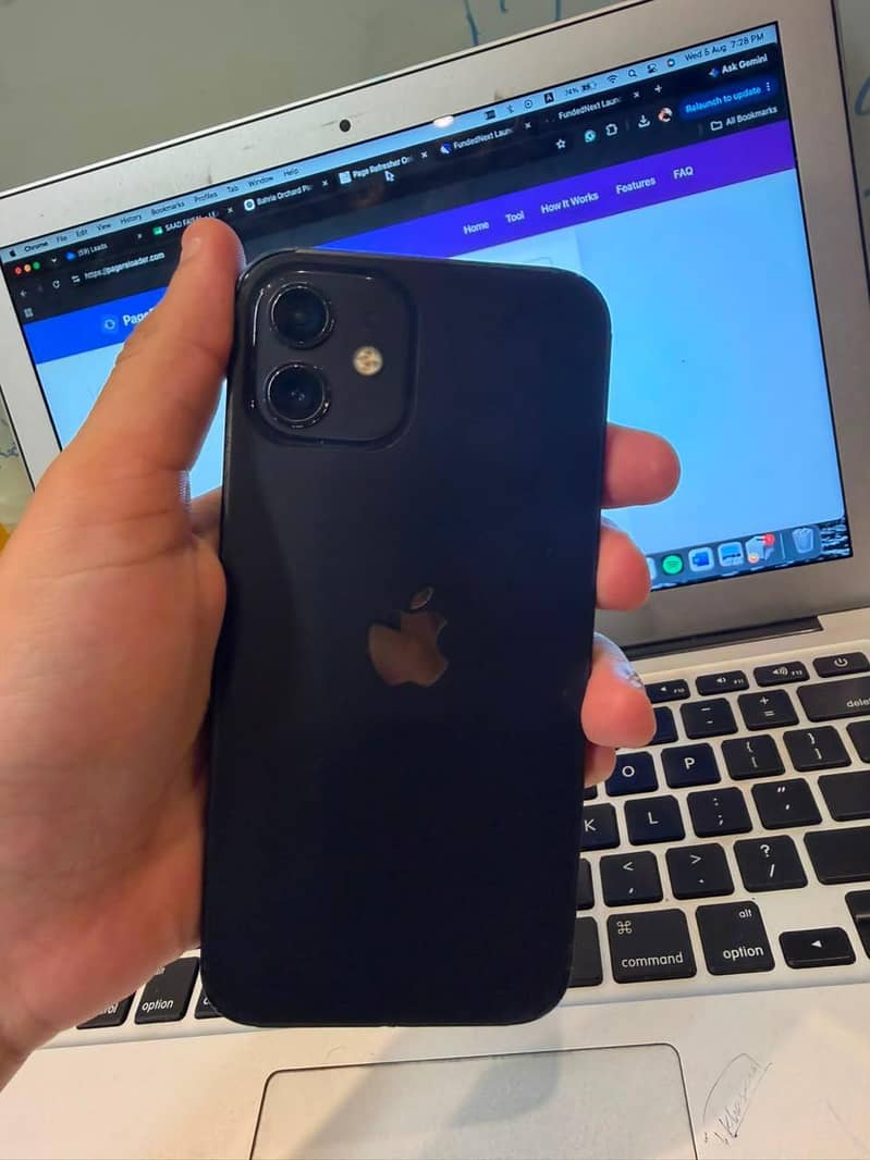 Apple iPhone 12 2