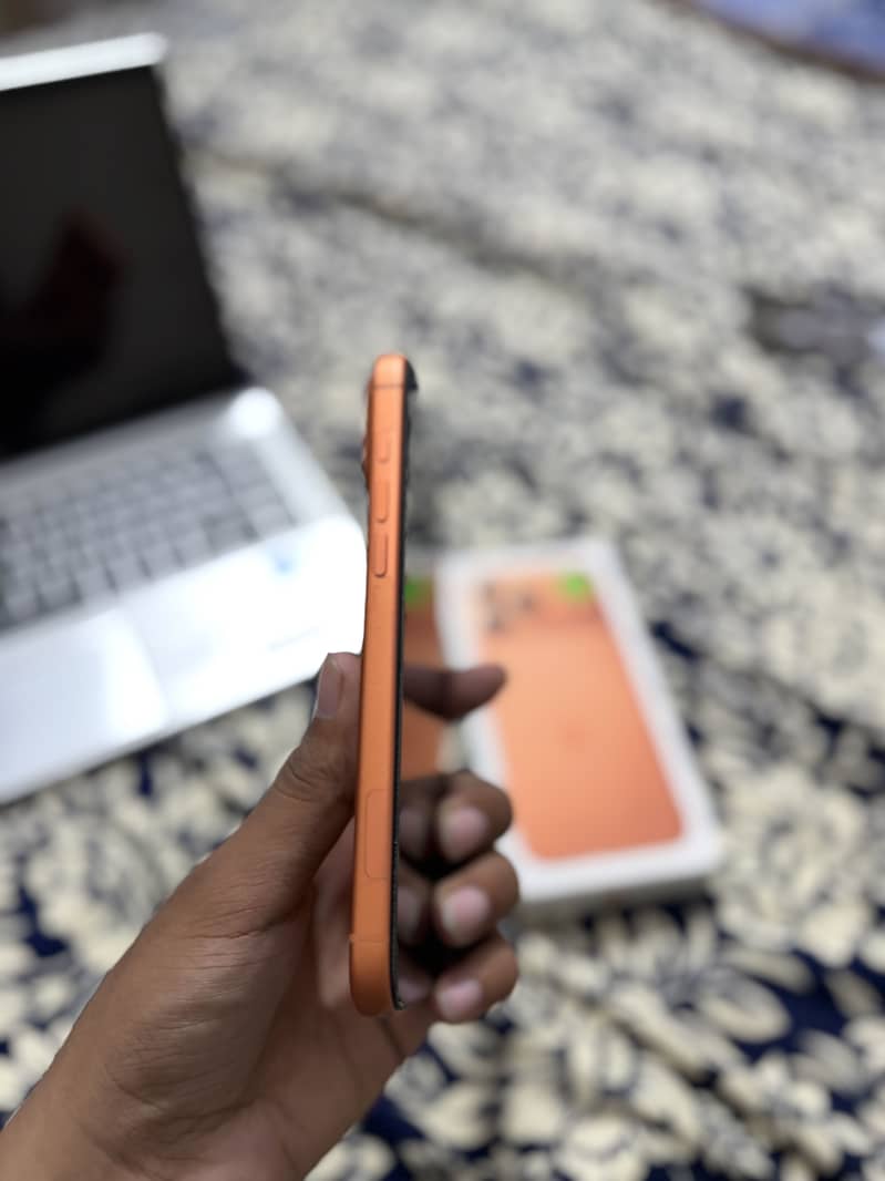 Apple iPhone 17 Pro Max 2