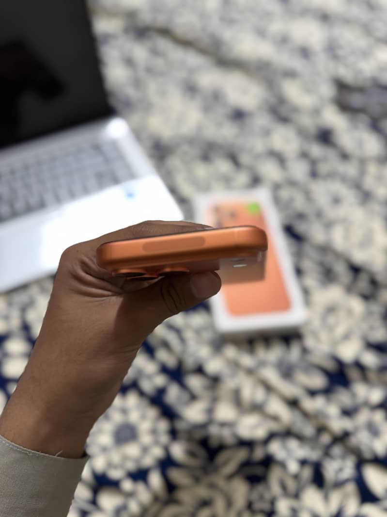 Apple iPhone 17 Pro Max 3