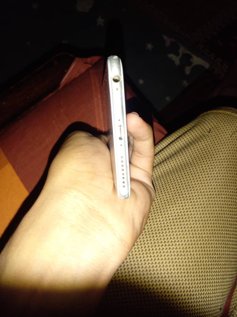 Apple iPhone 6 Plus 2