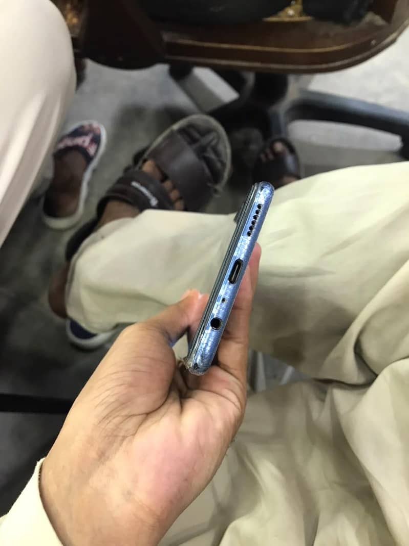 Vivo V21e 5