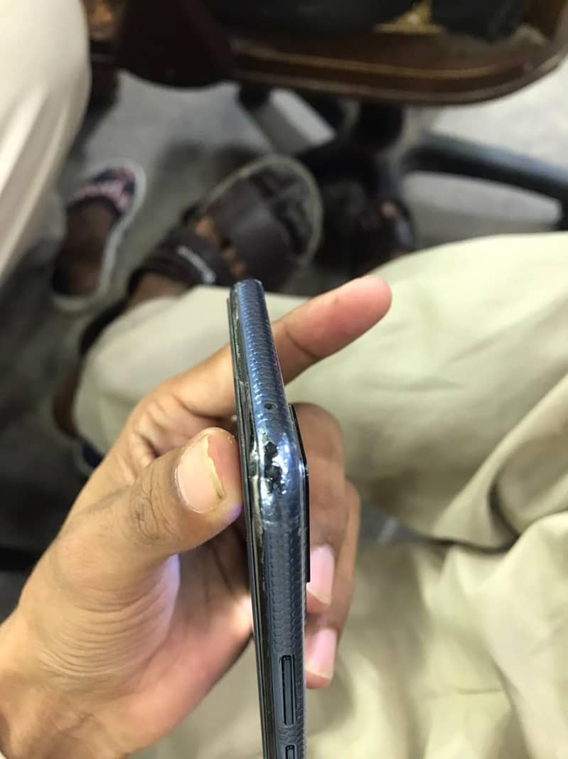 Vivo V21e 13