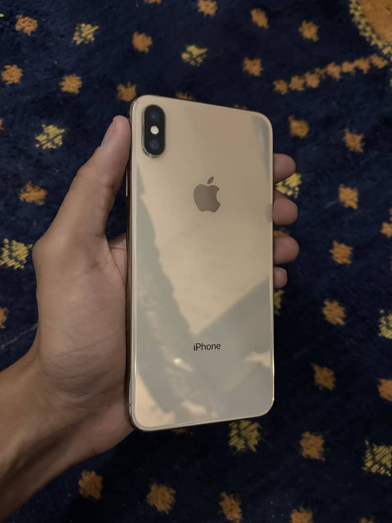Apple iPhone XS Max 0