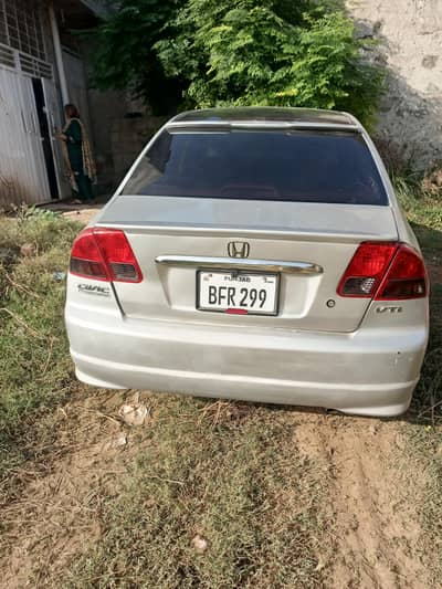 Honda Civic Prosmetic 2004