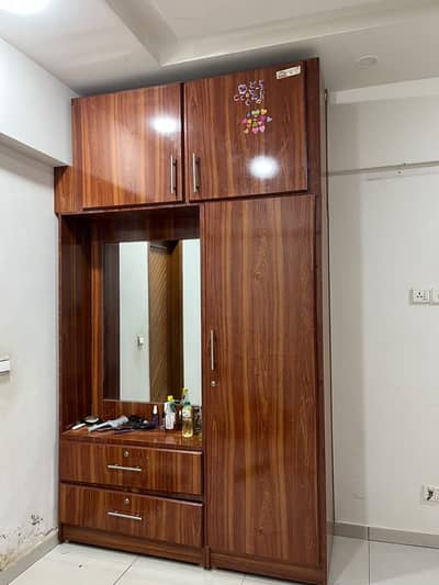 Wardrobe Almariii Bilkul New