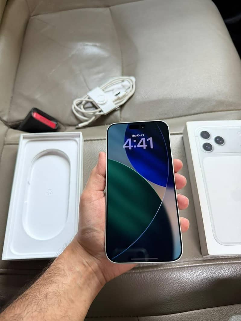 Apple iPhone 17 Pro Max 5