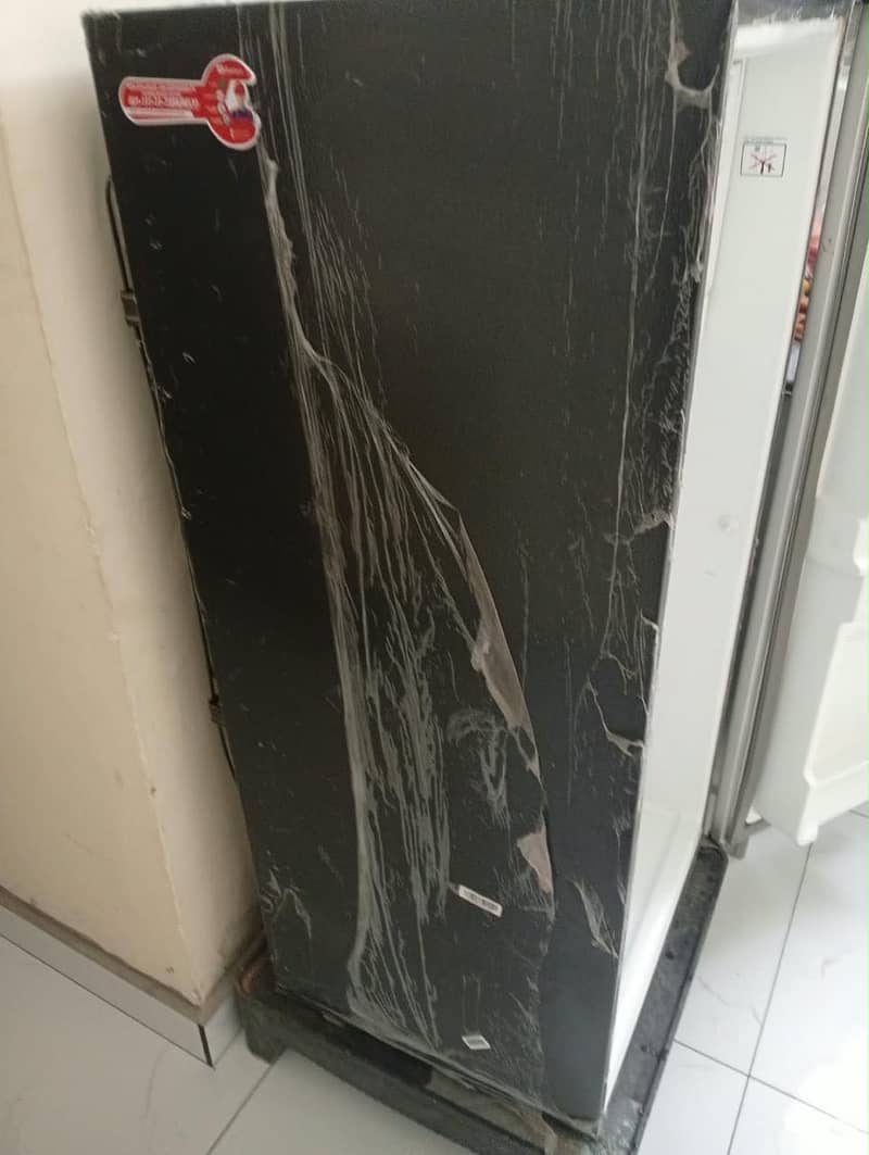Dawlance fridge 1