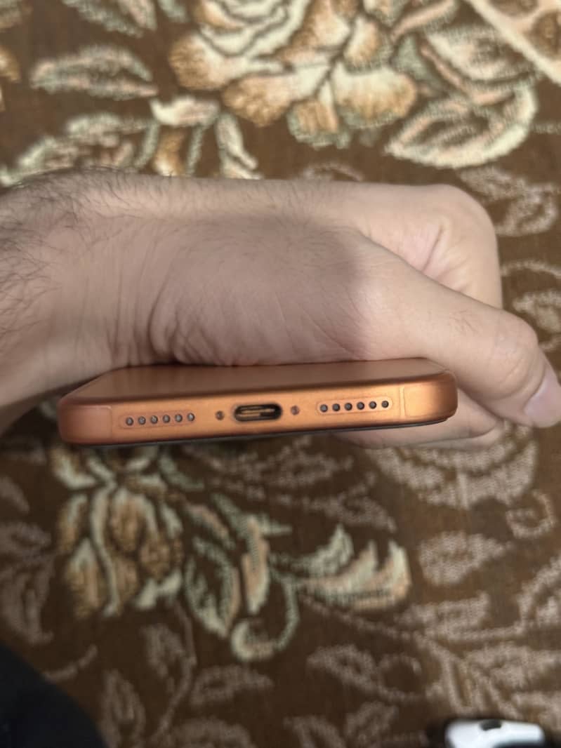 Apple iPhone 17 Pro Max 5