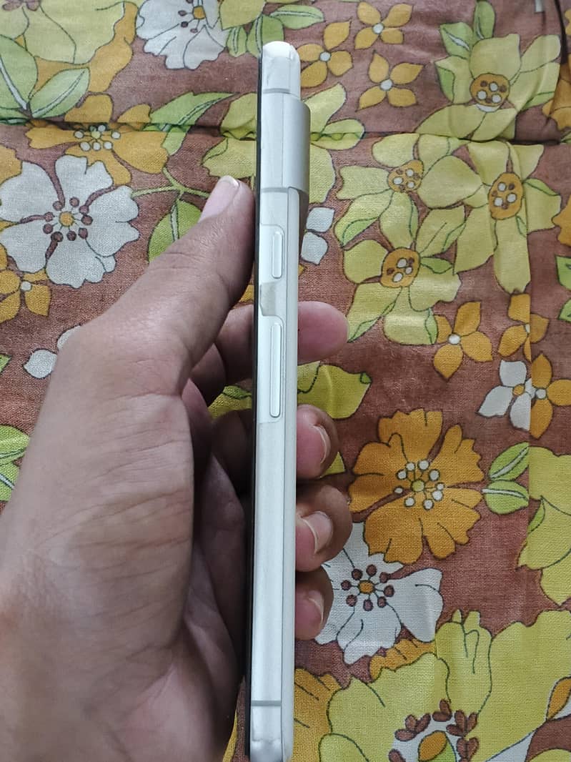 Google Pixel 7 8/128 1