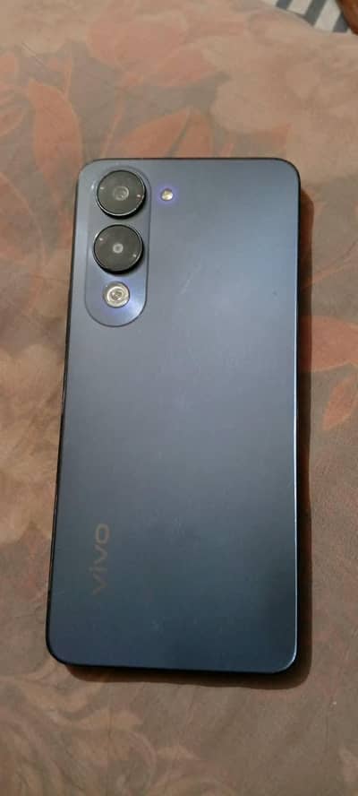 Vivo Y04