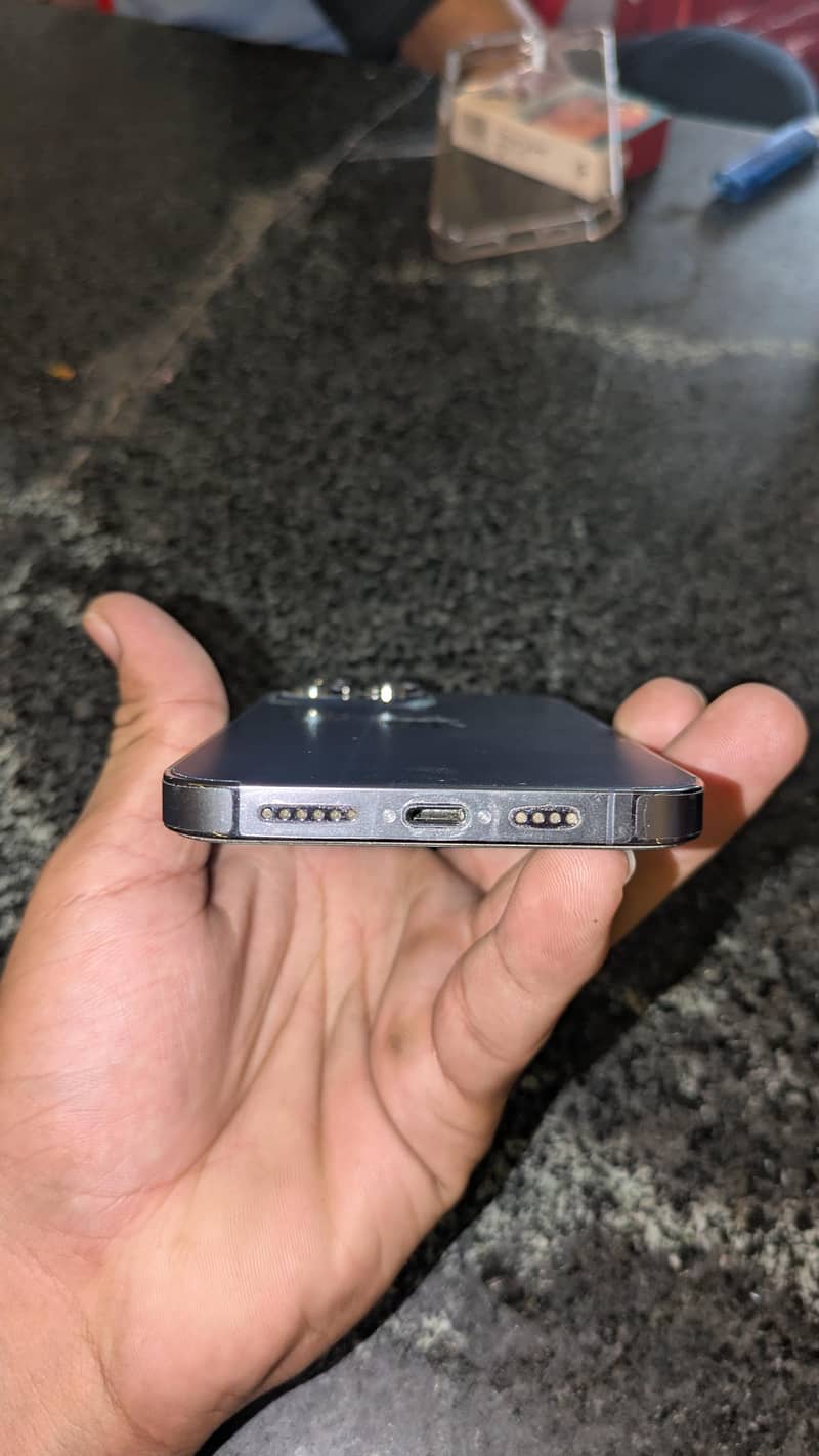 iphone 14pro Max 2