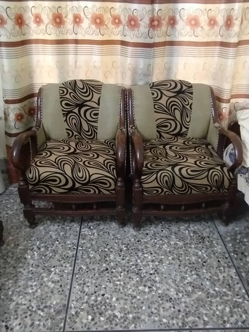 5 Seater sofa 1