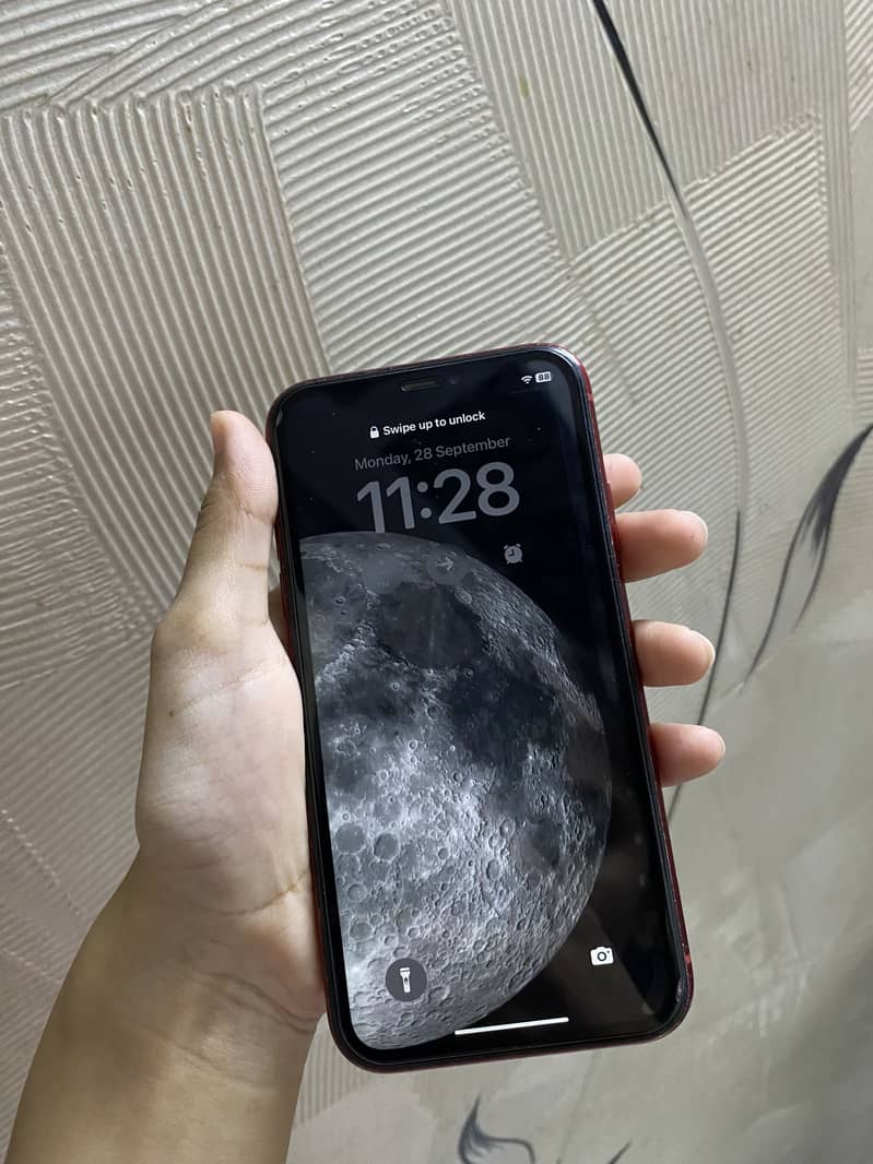 Apple iPhone XR 0