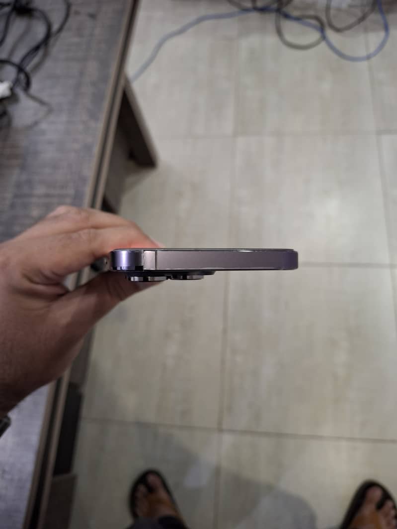 Apple iPhone 14 Pro Max 6