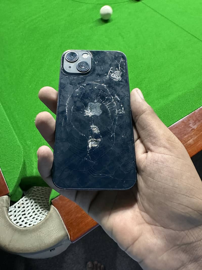 iPhone 13 1