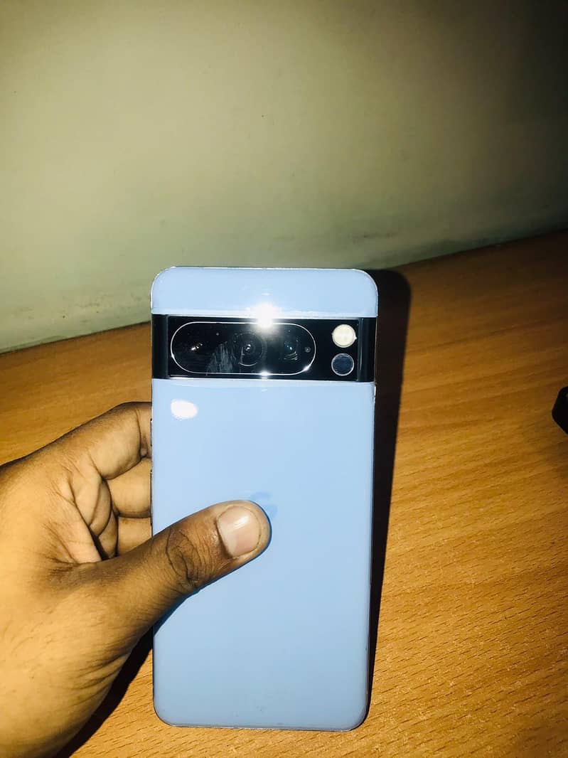 Google Pixel 8 Pro 3