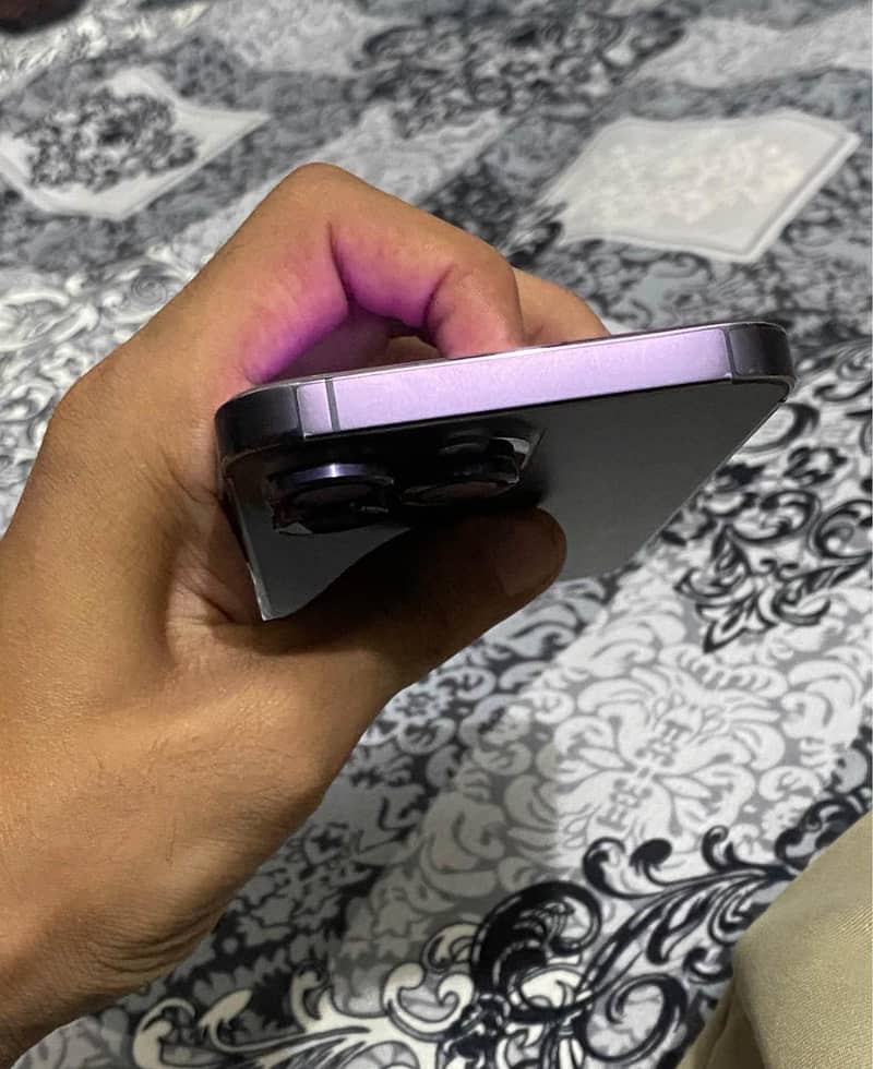 Apple iPhone 14 Pro 4