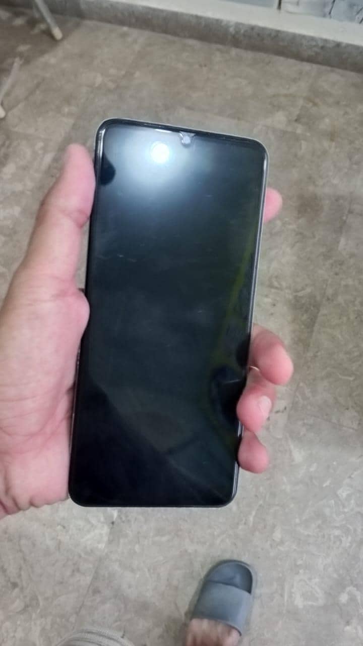 Realme C51 1