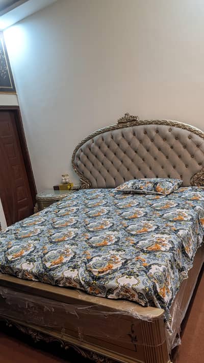 Luxury Solid Wood King Bridal Bedroom Set |Bed, Dressing & Side Tables