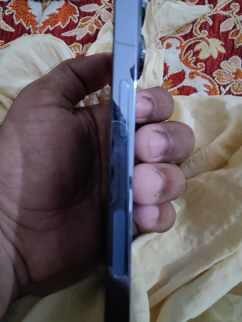 Apple iPhone 13 Pro 5