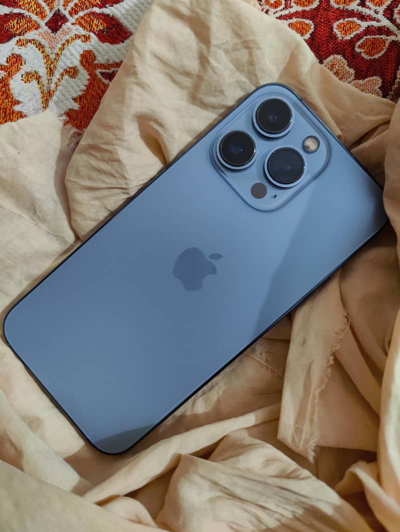 Apple iPhone 13 Pro 9