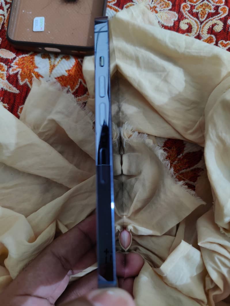 Apple iPhone 13 Pro 10