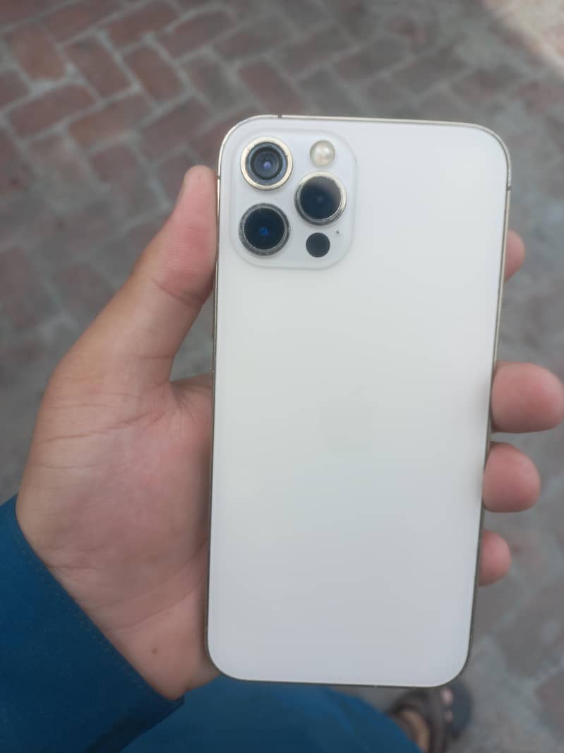 Apple iPhone 12 Pro 0