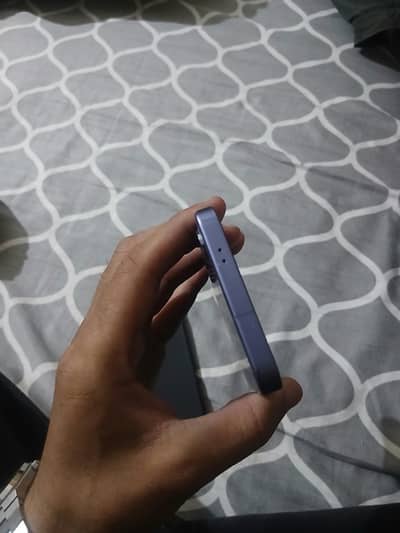 Samsung Mobile S24