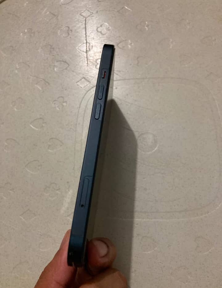 Apple iPhone 13 Jv 3