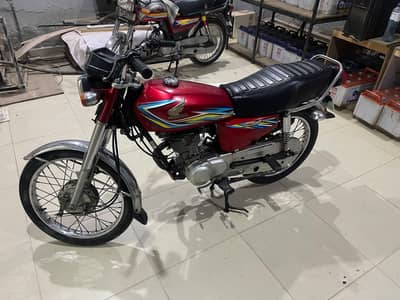 honda  125 neatness clean