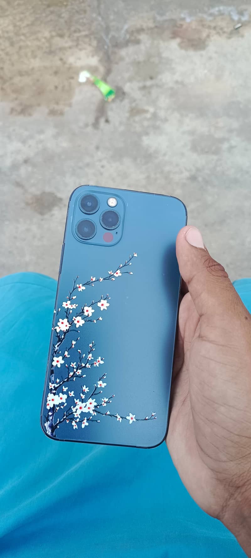 Apple iPhone 12 Pro 0