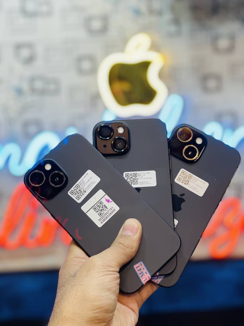 Apple iPhone 15 4