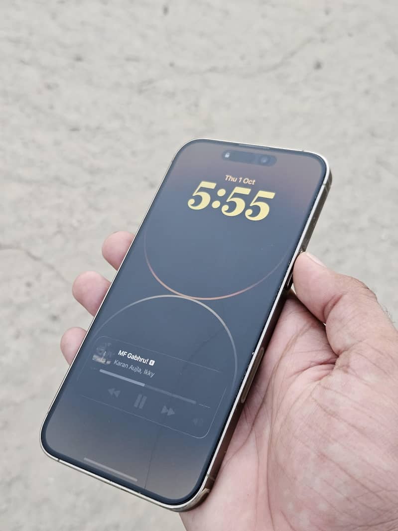 Apple iPhone 14 Pro Max 0