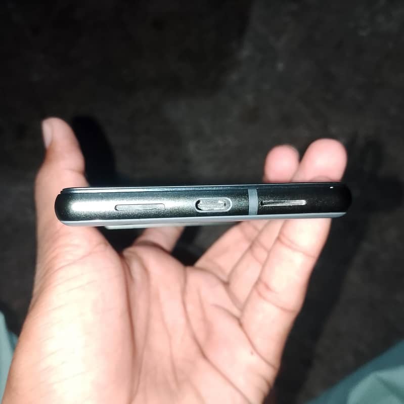 Google Pixel 6 5