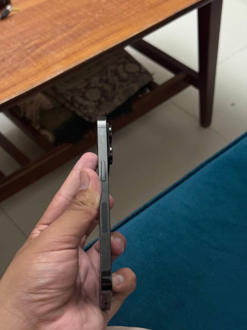 Apple iPhone 14 Pro 1
