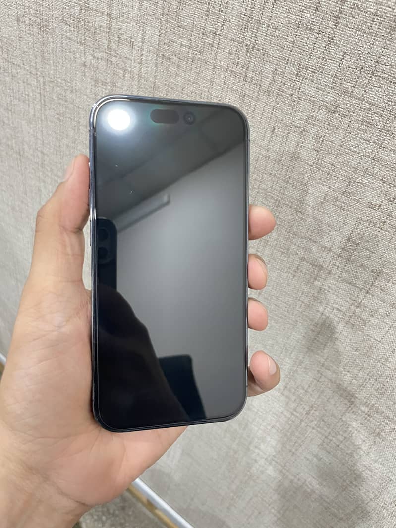 Apple iPhone 14 Pro 2