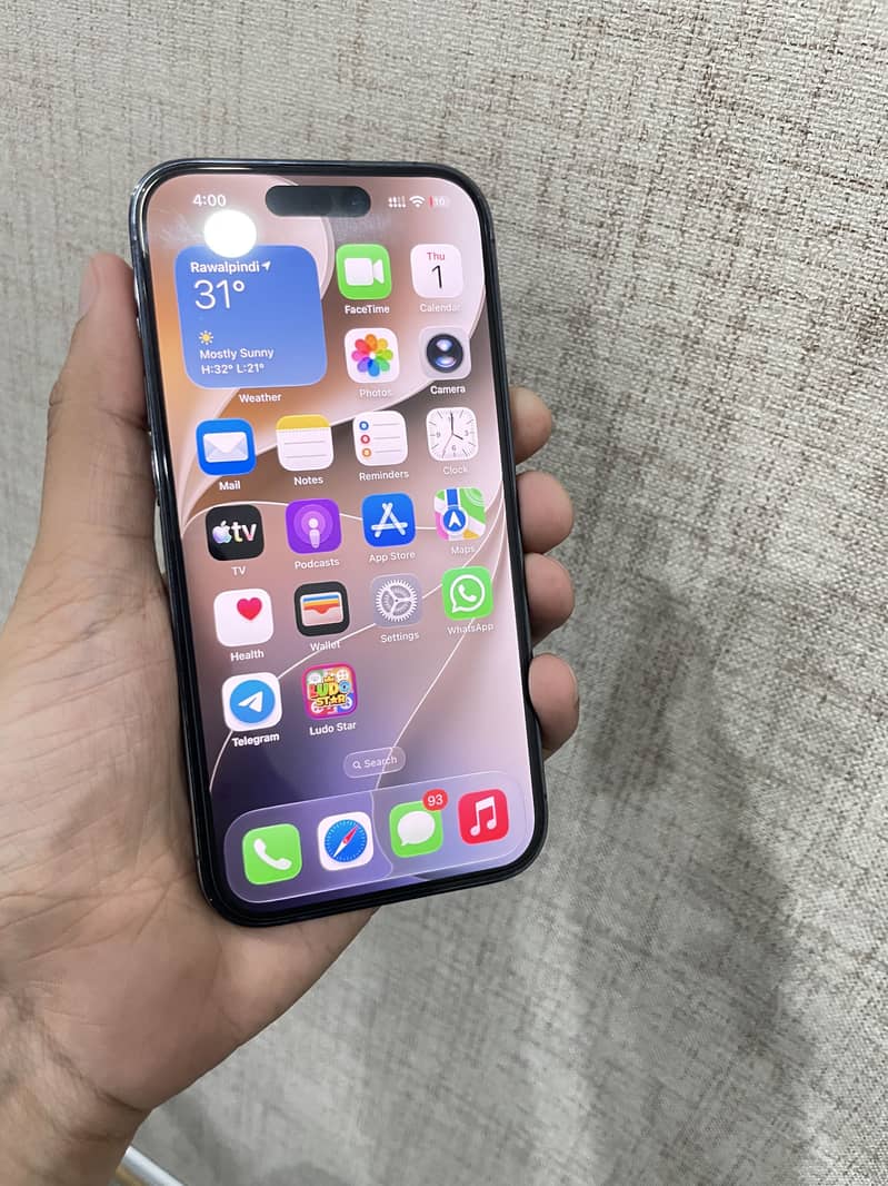 Apple iPhone 14 Pro 0