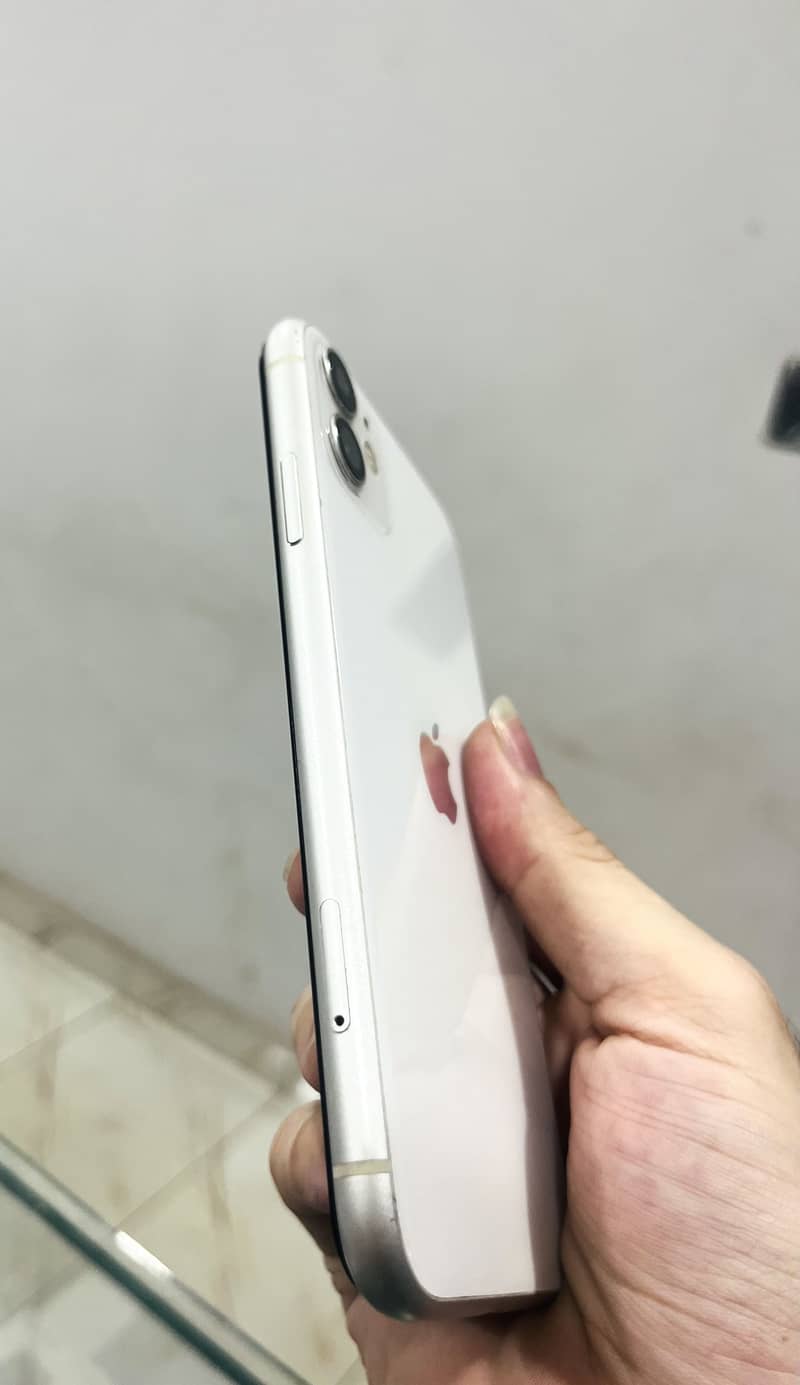 Apple iPhone 11 2