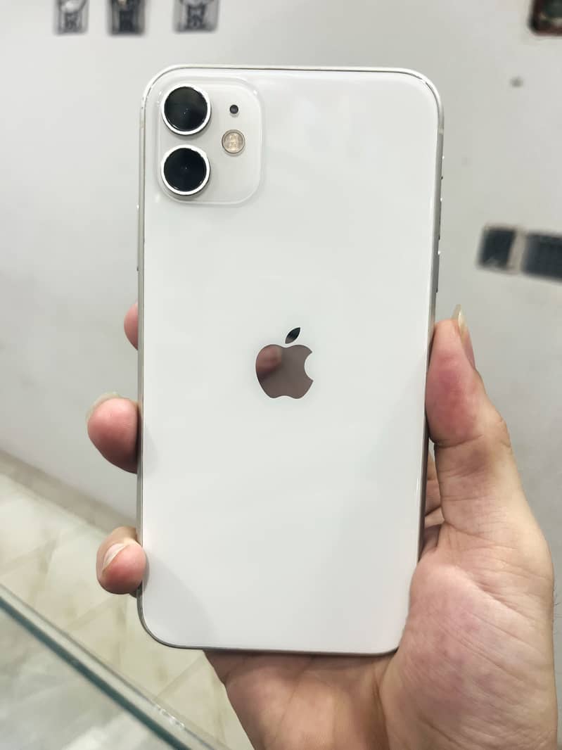 Apple iPhone 11 5