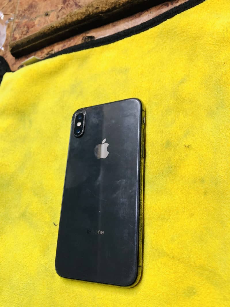 Apple iPhone X 1