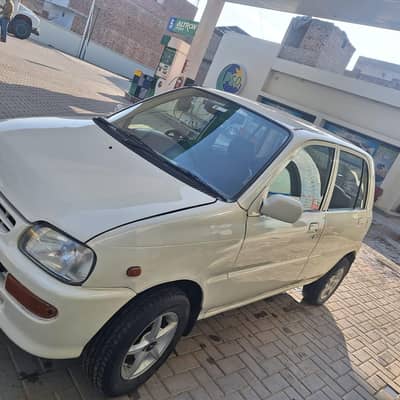Daihatsu Cuore 2003