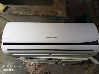 Changhong Ruba  . Non inverter  ( 1 Ton )
