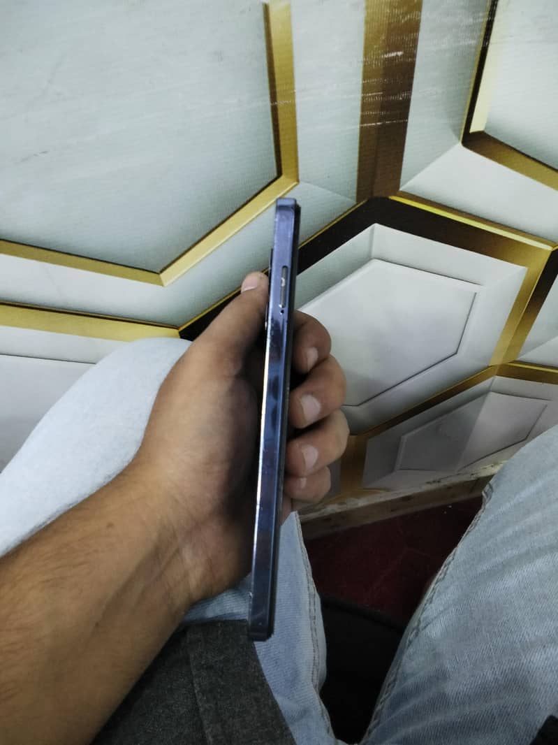 Tecno camon 20 4