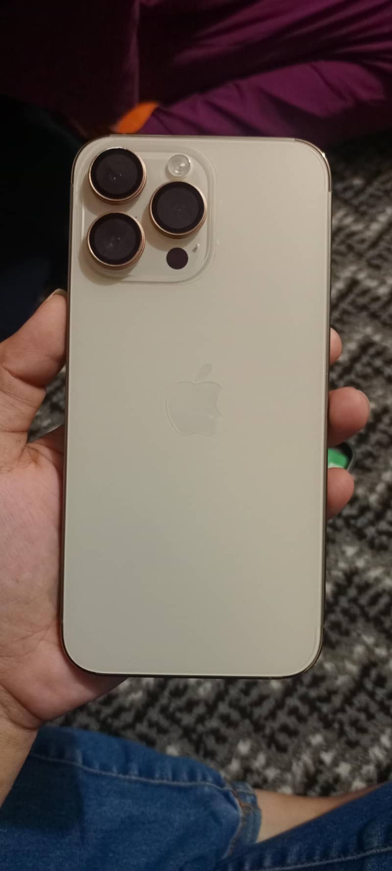 Apple iPhone 14 Pro Max 0