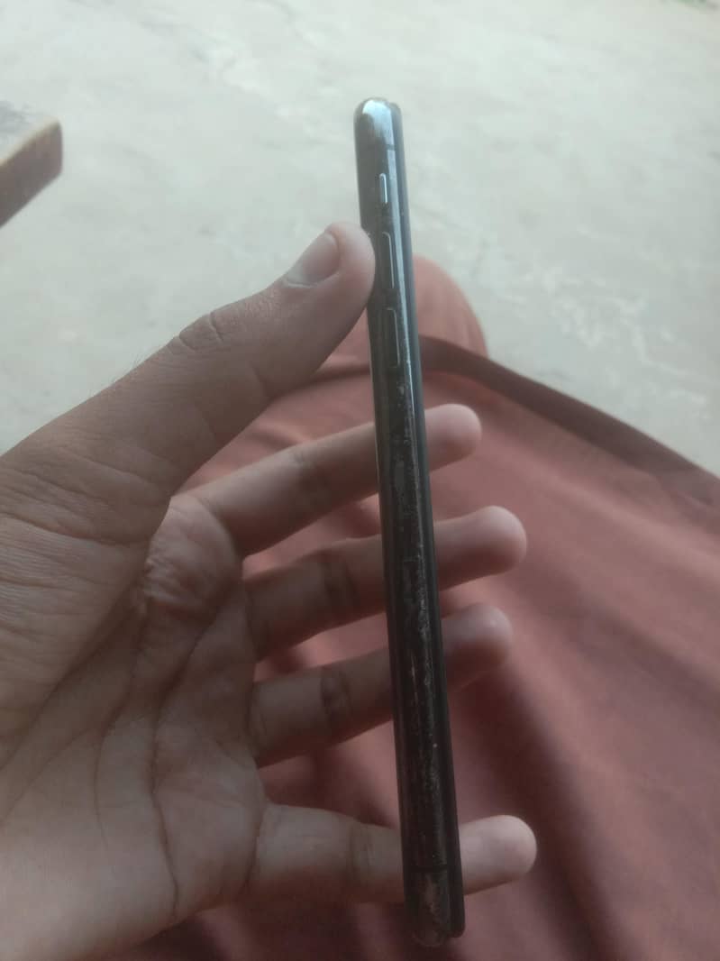Apple iPhone X 2
