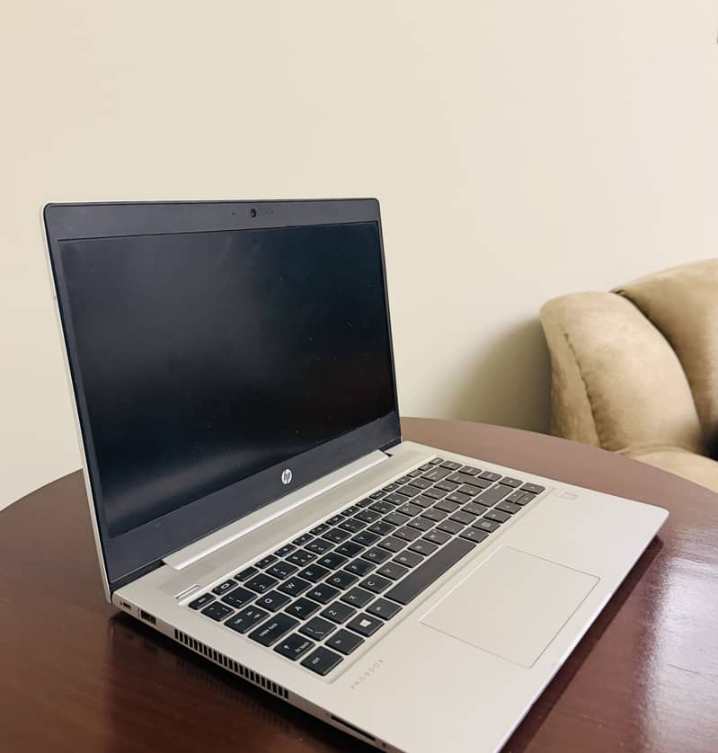 HP LAPTOP 4