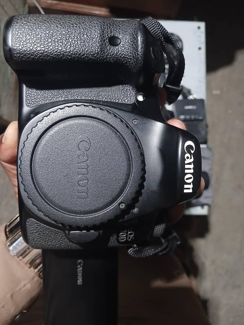Canon EOS 70D 1