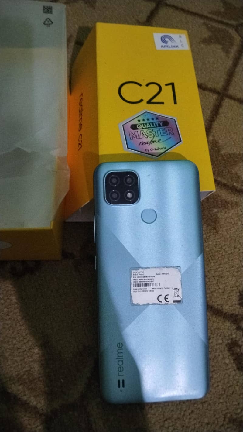 Realme C21 4
