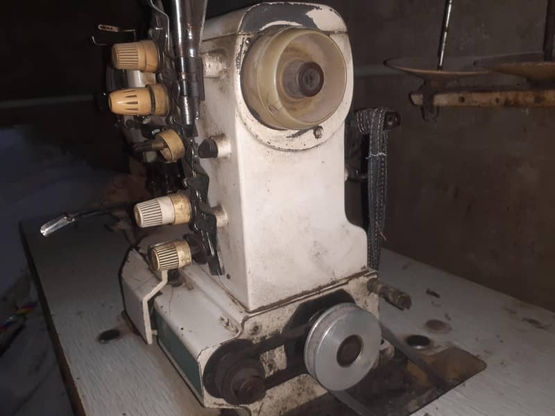 flat lock machine 40000 . 5