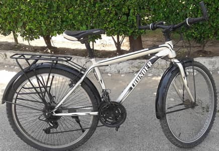 Thunder Gear Cycle, Silver/Black, Good Condition